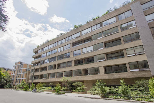 Apartamento en venta en El Refugio, Bogotá · foto 3 de 24