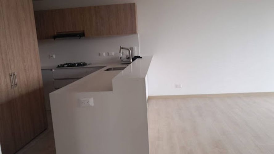Apartamento de 3 alcobas en venta en Montevideo, Bogotá, 97 m² · foto 10 de 24