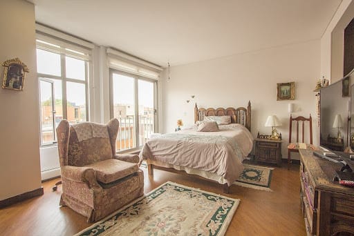 Apartamento de 3 alcobas en venta en Chico Norte, Bogotá, 154 m² · foto 8 de 24