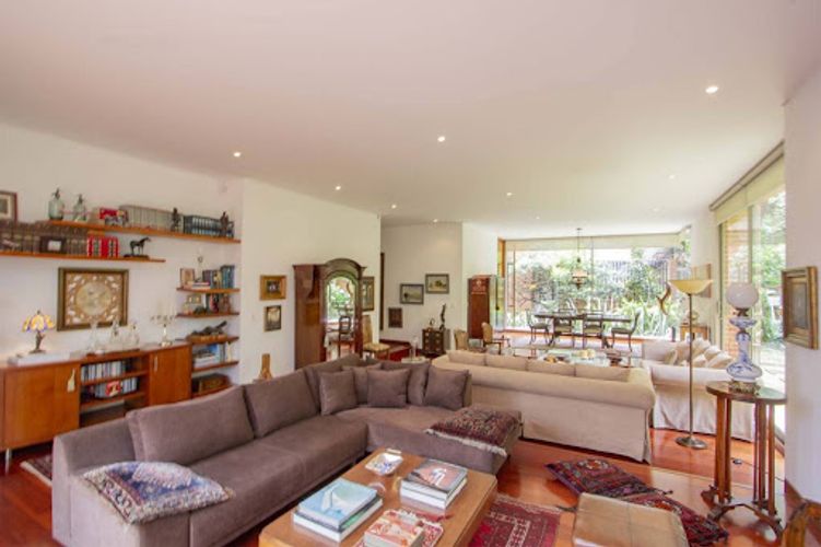 Apartamento de 2 alcobas en venta en El Refugio, Bogotá, 165 m² · foto 4 de 24