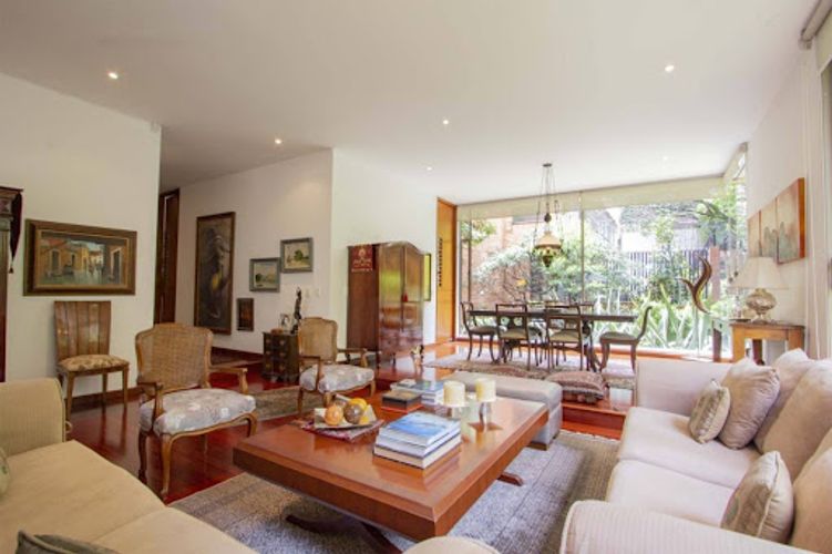 Apartamento de 2 alcobas en venta en El Refugio, Bogotá, 165 m² · foto 5 de 24