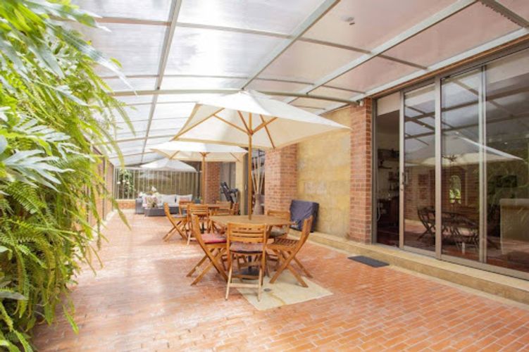 Apartamento de 2 alcobas en venta en El Refugio, Bogotá, 165 m² · foto 8 de 24