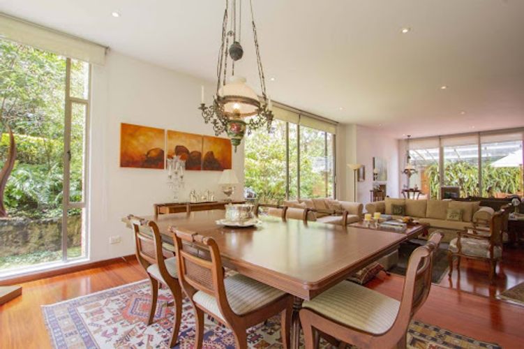 Apartamento de 2 alcobas en venta en El Refugio, Bogotá, 165 m² · foto 9 de 24