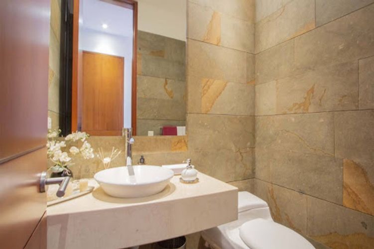 Apartamento de 2 alcobas en venta en El Refugio, Bogotá, 165 m² · foto 17 de 24