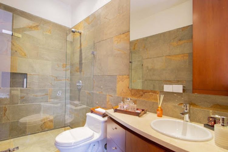 Apartamento de 2 alcobas en venta en El Refugio, Bogotá, 165 m² · foto 20 de 24