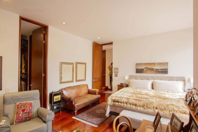 Apartamento de 2 alcobas en venta en El Refugio, Bogotá, 165 m² · foto 22 de 24