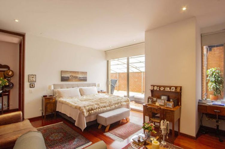Apartamento de 2 alcobas en venta en El Refugio, Bogotá, 165 m² · foto 23 de 24