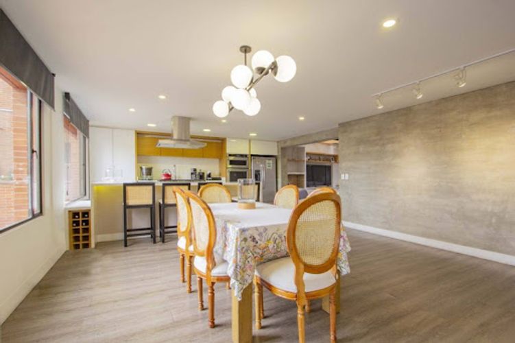 Apartamento de 2 alcobas en venta en Chicó Reservado, Bogotá, 183 m² · foto 5 de 24