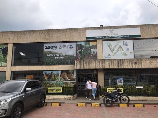 Local en venta en La Paz, Zipaquirá, 3112 m² · foto 2 de 9