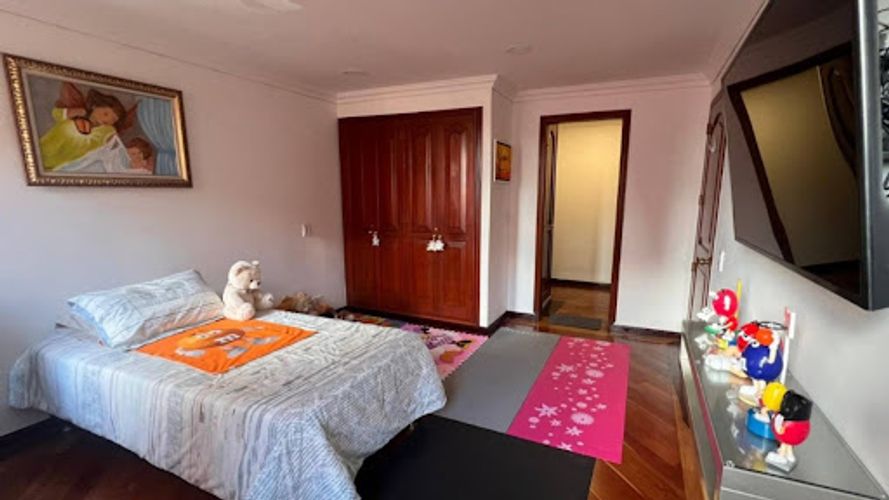 Apartamento de 3 alcobas en venta en La Calleja, Bogotá, 246 m² · foto 18 de 24