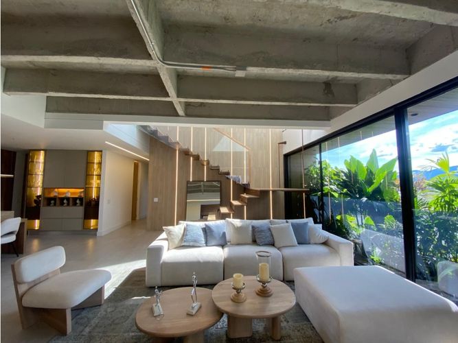 Apartamento de 3 alcobas en venta en Los Balsos, Medellín, 460 m² · foto 3 de 11