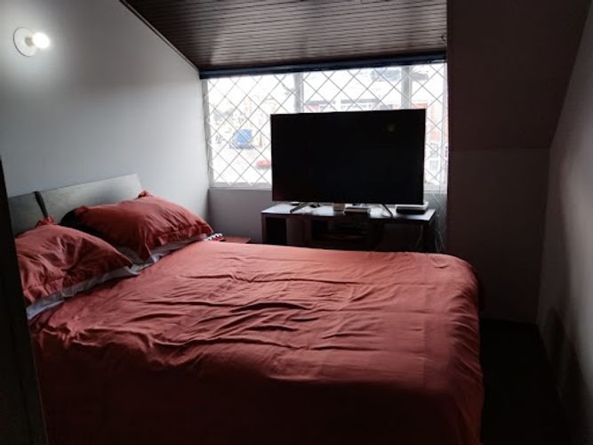 Casa de 3 alcobas en venta en San Martin, Bogotá, 311 m² · foto 10 de 24