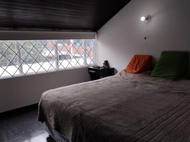 Casa de 3 alcobas en venta en San Martin, Bogotá, 311 m² · foto 11 de 24