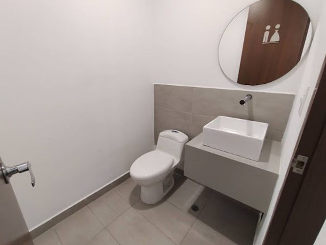 Local en venta en Villa Carlota, Medellín, 143 m² · foto 17 de 17