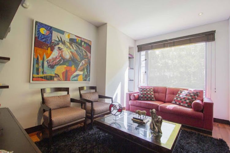 Apartamento de 3 alcobas en venta en Los Rosales, Bogotá, 259 m² · foto 6 de 23