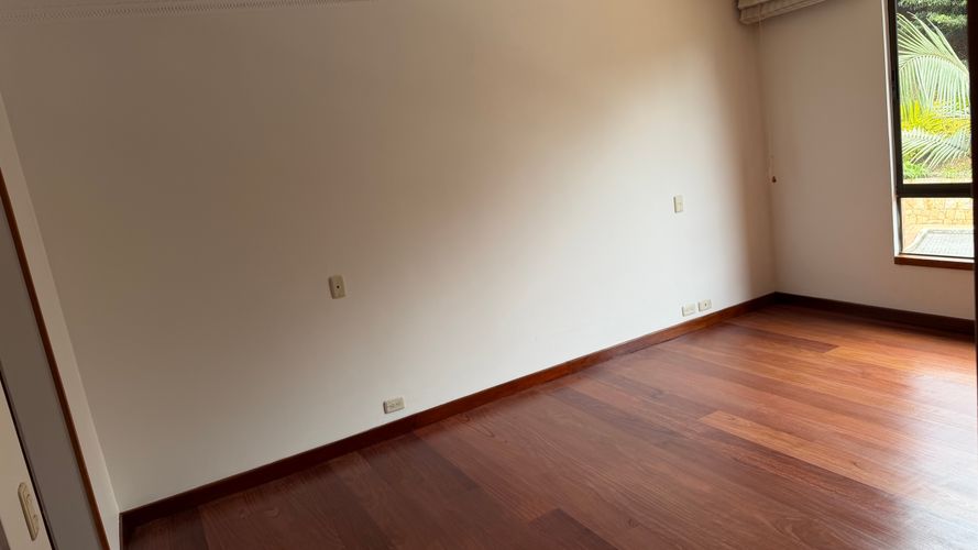 Apartamento de 3 alcobas en arriendo en Escuela De Carabineros, Bogotá, 120 m² · foto 4 de 20