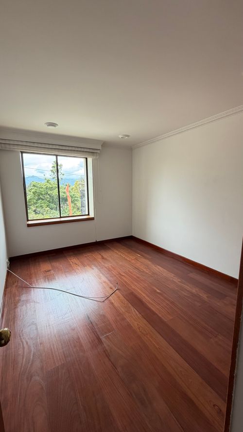 Apartamento de 3 alcobas en arriendo en Escuela De Carabineros, Bogotá, 120 m² · foto 12 de 20