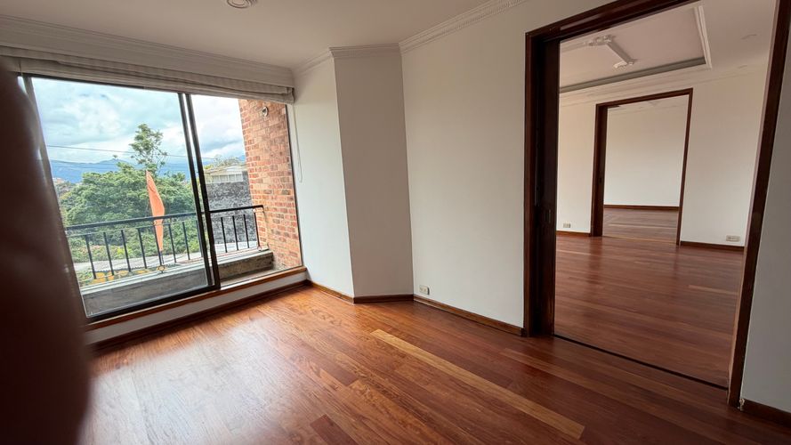 Apartamento de 3 alcobas en arriendo en Escuela De Carabineros, Bogotá, 120 m² · foto 13 de 20