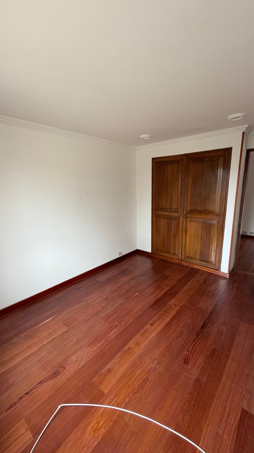 Apartamento de 3 alcobas en arriendo en Escuela De Carabineros, Bogotá, 120 m² · foto 15 de 20