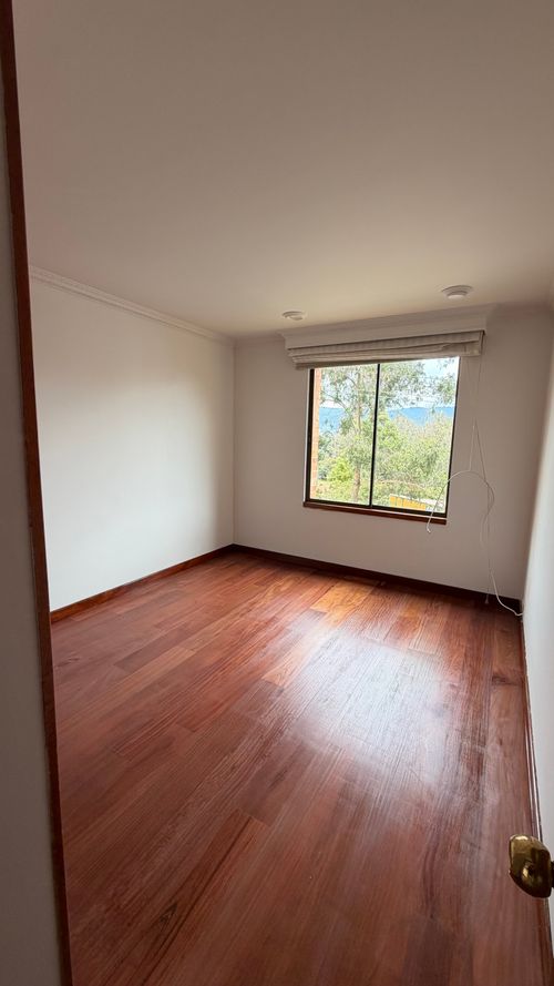 Apartamento de 3 alcobas en arriendo en Escuela De Carabineros, Bogotá, 120 m² · foto 18 de 20