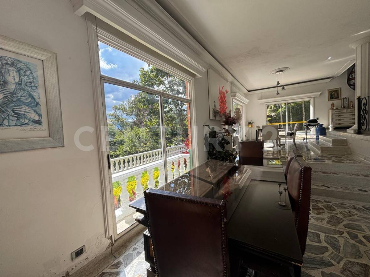 Casa en arriendo en El Poblado, Medellín · foto 6 de 22