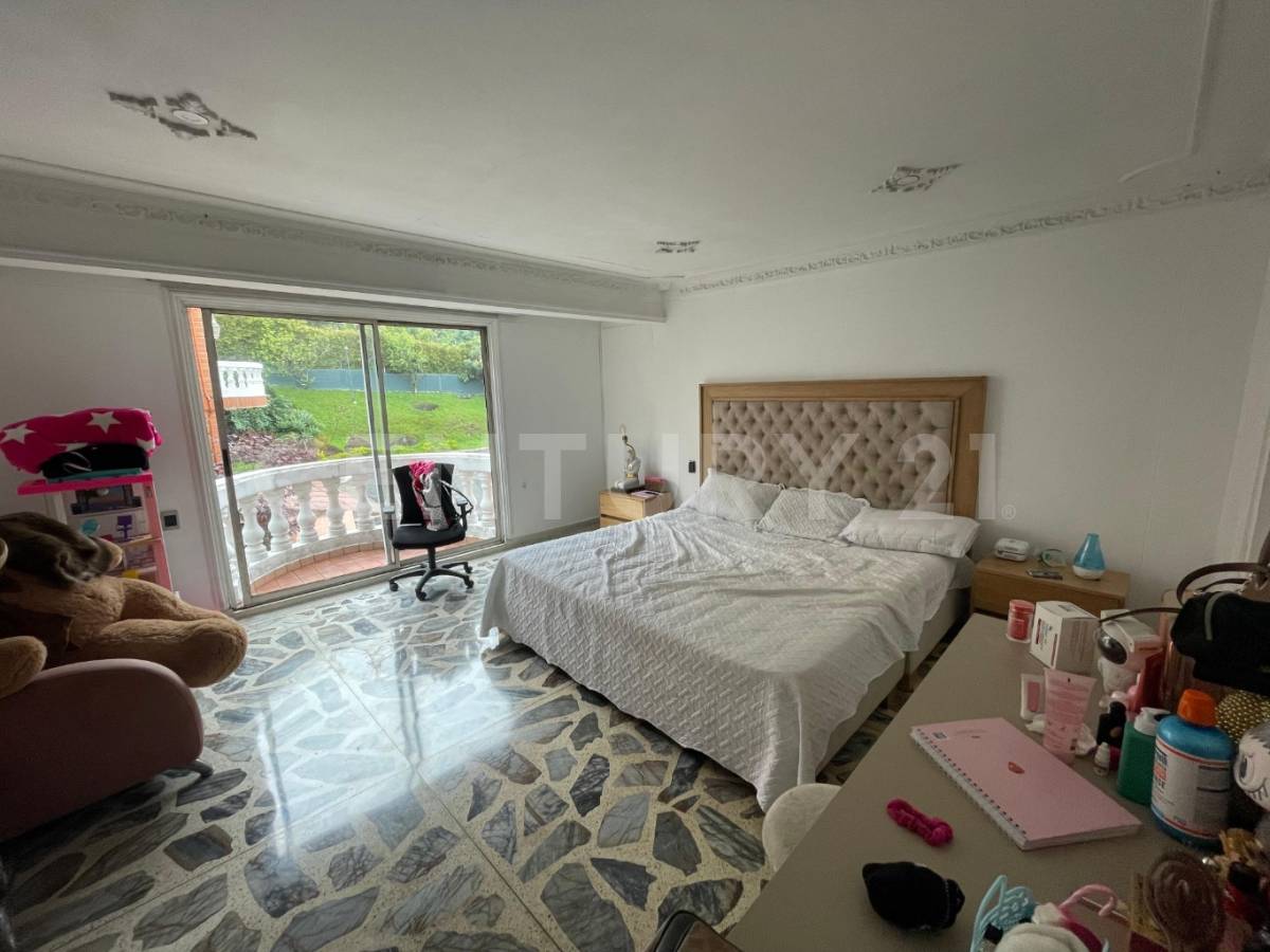 Casa en arriendo en El Poblado, Medellín · foto 11 de 22