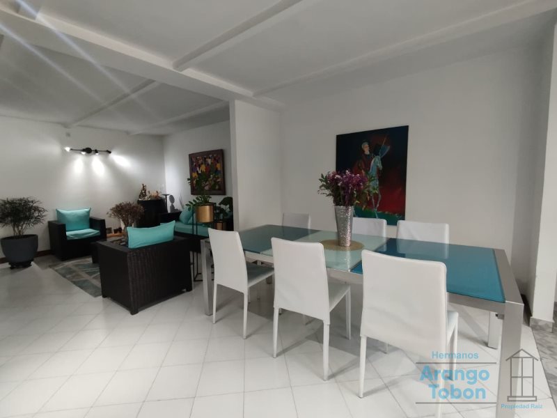 Apartamento en venta en Santa Maria De Los Angeles, Medellín · foto 3 de 22