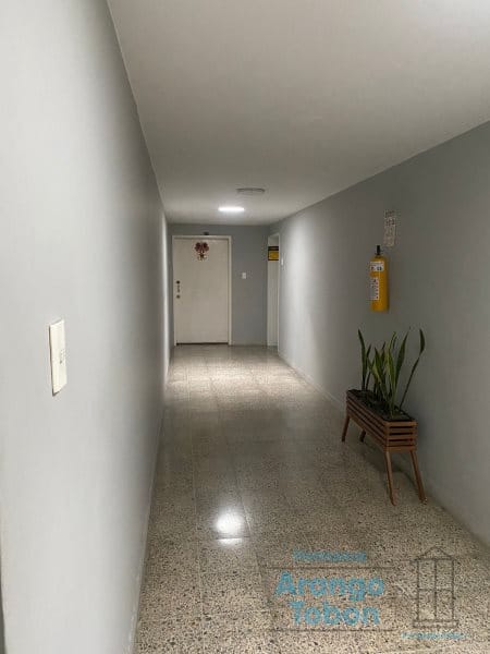 Apartamento de 3 alcobas en venta en Florida Nueva, Medellín, 150 m² · foto 4 de 17