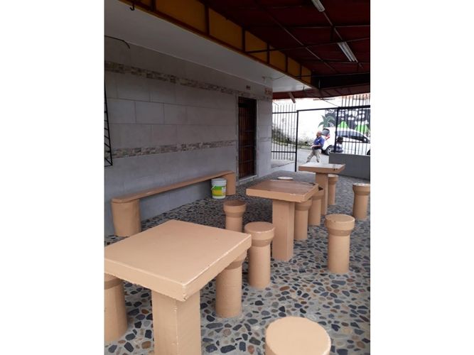 Local en venta en Las Granjas, Medellín, 27 m² · foto 2 de 7