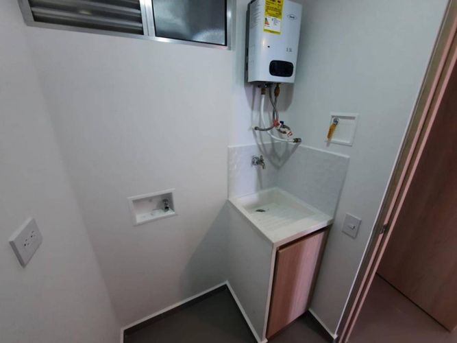 Apartaestudio en arriendo en El Poblado, Medellín, 42 m² · foto 18 de 24