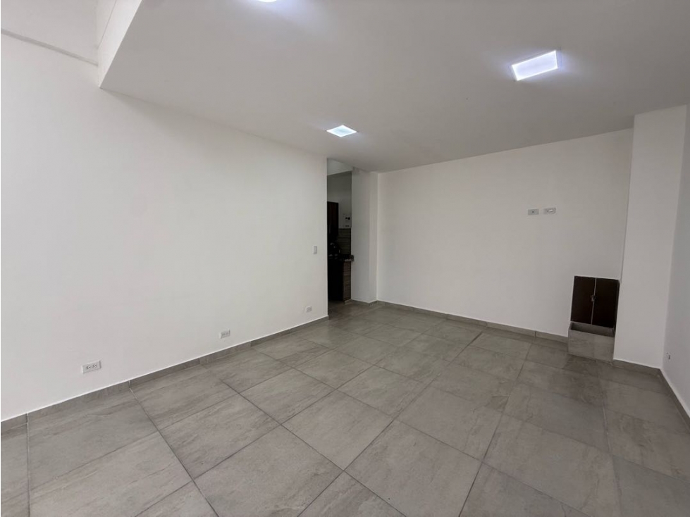 Local en Arriendo en Bretaña, Cali