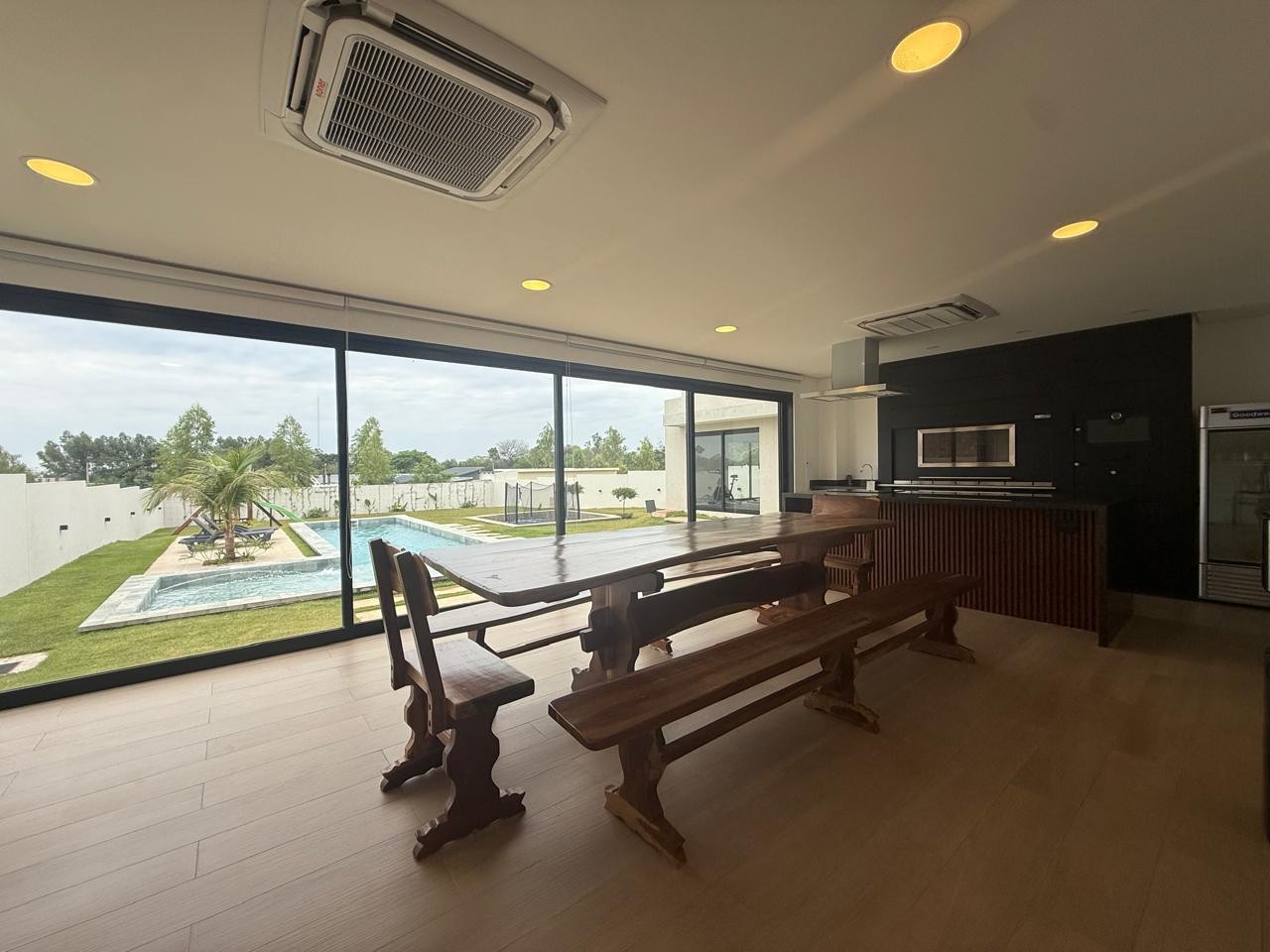 ALQUILO HERMOSA Y MODERNA CASA EN SURUBI'I — foto 3