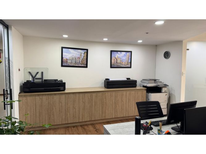 Oficina en venta en La Candelaria, Medellín, 55 m² · foto 6 de 11