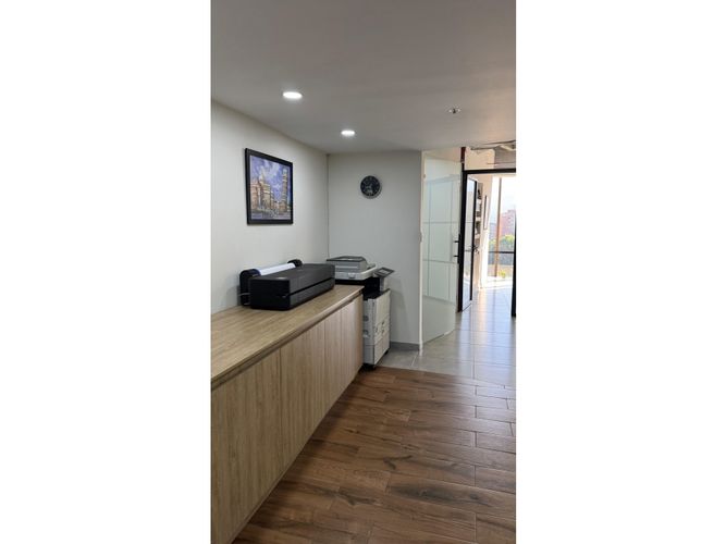 Oficina en venta en La Candelaria, Medellín, 55 m² · foto 7 de 11