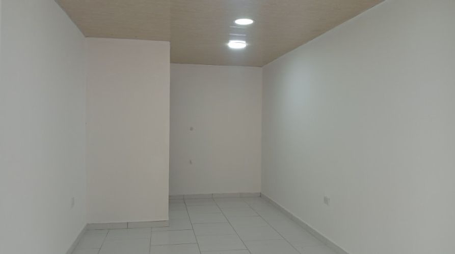 Local en arriendo en Alfonso Lopez I Etapa, Cali, 20 m² · foto 2 de 13