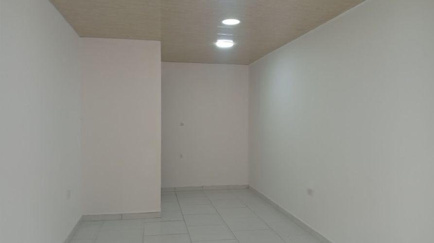 Local en arriendo en Alfonso Lopez I Etapa, Cali, 20 m² · foto 3 de 13