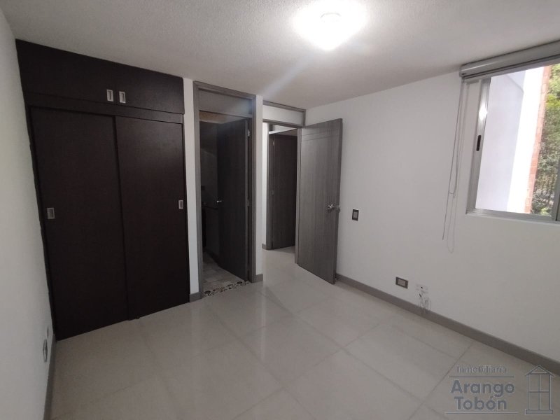 Apartamento en venta en Calasanz, Medellín · foto 3 de 18