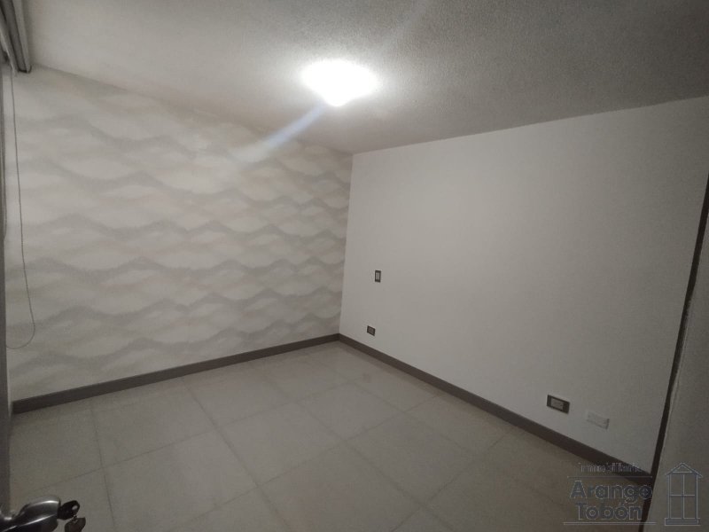 Apartamento en venta en Calasanz, Medellín · foto 6 de 18
