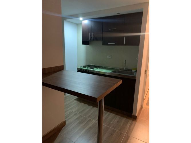 Apartamento de 2 alcobas en venta en Conjunto Residencial Abundara, Madrid, 63 m² · foto 4 de 9