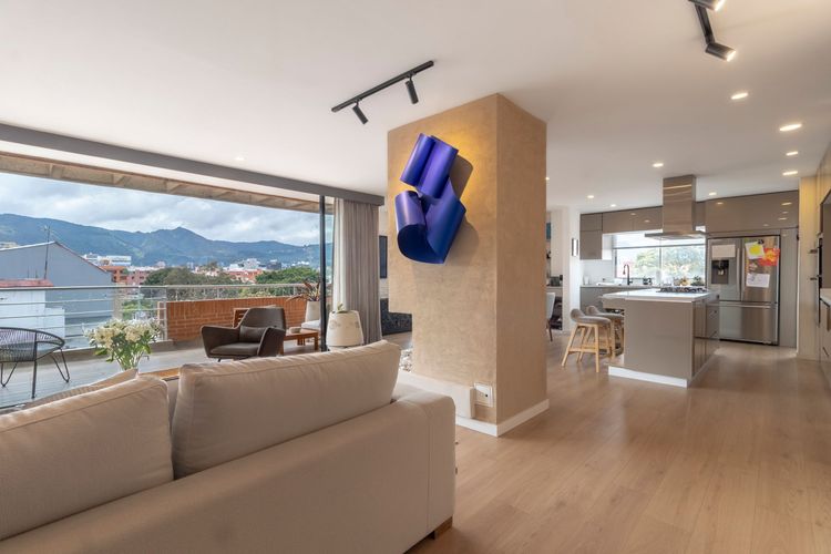 Apartamento de 4 alcobas en venta en El Batán, Bogotá, 250 m² · foto 2 de 20