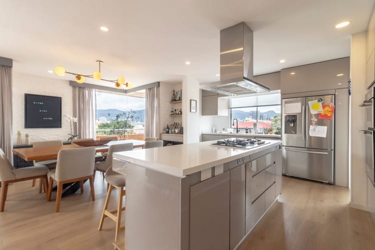 Apartamento de 4 alcobas en venta en El Batán, Bogotá, 250 m² · foto 12 de 20