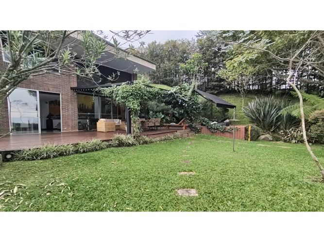 Casa de 4 alcobas en venta en El Tesoro, Medellín, 500 m² · foto 13 de 24