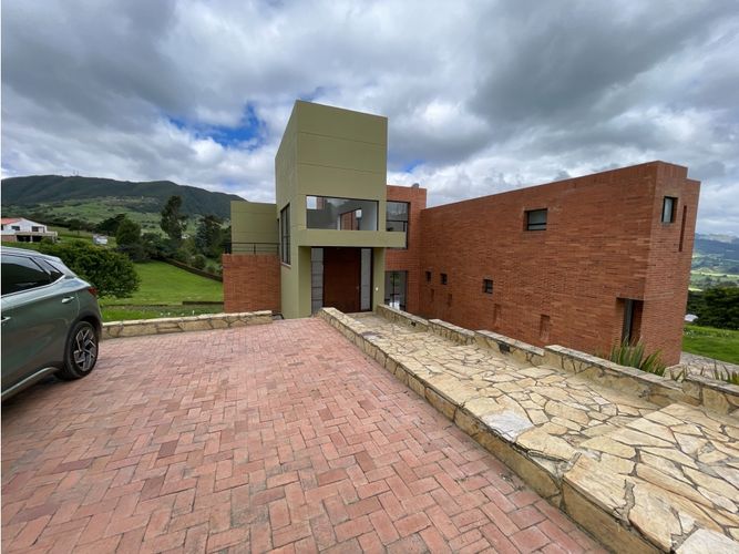 Casa en venta en San Jose De La Concepcion, La Calera · foto 4 de 24