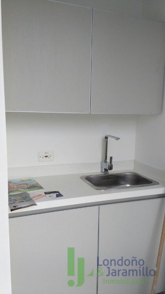 Oficina en Arriendo en Primavera, Envigado