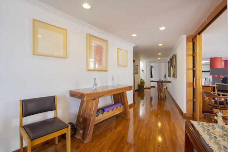 Apartamento de 2 alcobas en venta en San Patricio, Bogotá, 240 m² · foto 3 de 24