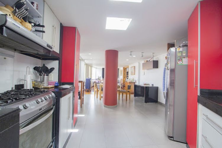 Apartamento de 2 alcobas en venta en San Patricio, Bogotá, 240 m² · foto 16 de 24