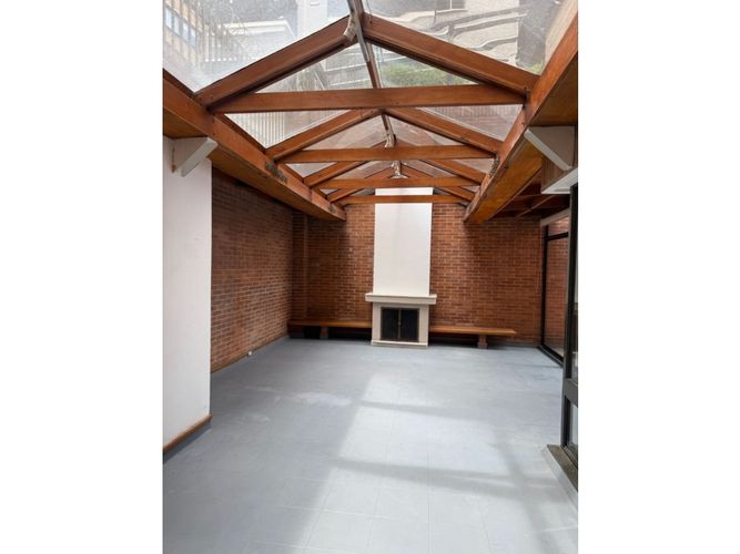 Apartamento en venta en Chico, Bogotá · foto 3 de 17