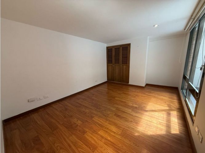 Apartamento en venta en Chico, Bogotá · foto 10 de 17