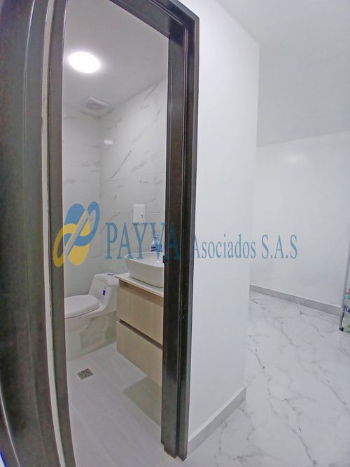 Oficina en arriendo en Villa Nueva, Medellín, 47 m² · foto 4 de 12