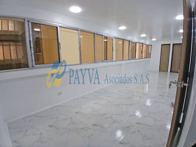 Oficina en arriendo en Villa Nueva, Medellín, 47 m² · foto 6 de 12